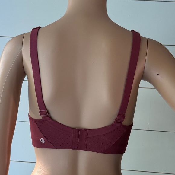 Lululemon Run Times High Support Bra - Picture 4 of 8